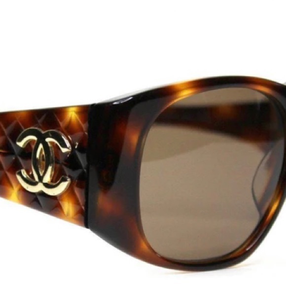 AUTHENTIC CHANEL QUILTED CC TORTOISE SUNGLASSES WITH BOX AND DUST BAG - Picture 11 of 12